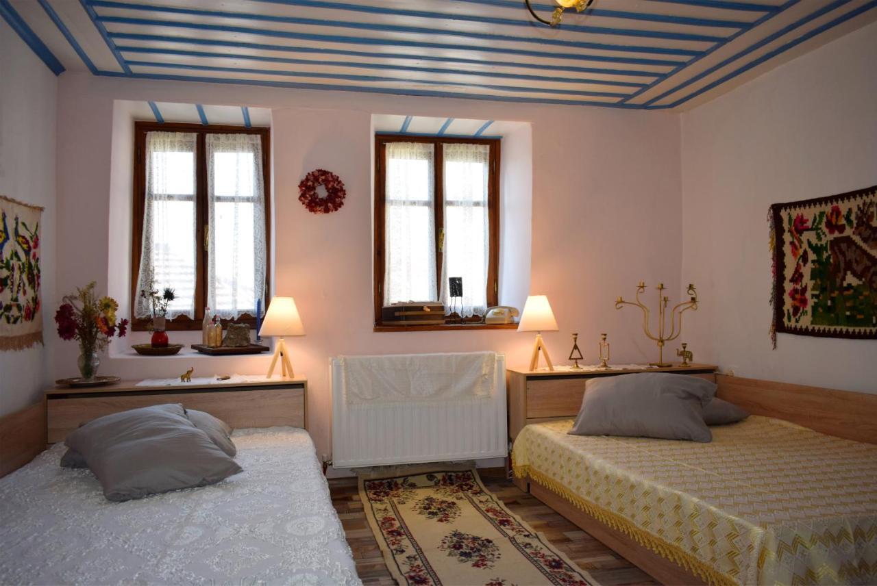 Renovated Old Manor House With Yard Villa Arnaia Ngoại thất bức ảnh