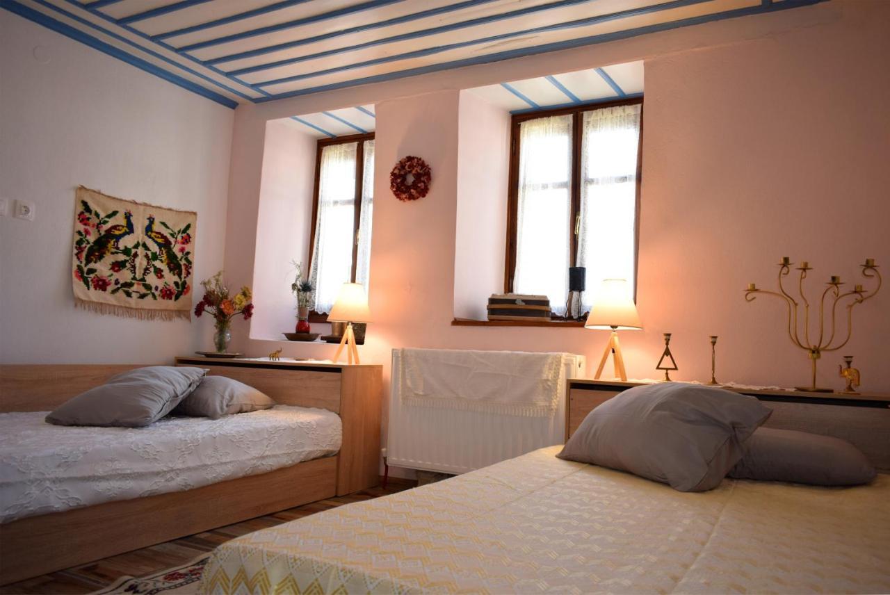 Renovated Old Manor House With Yard Villa Arnaia Ngoại thất bức ảnh